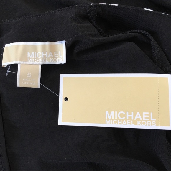 Sleek Michael Kors Dress - Picture 6 of 6